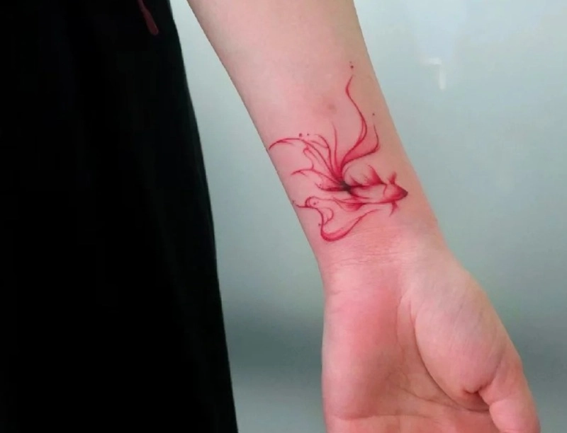 Hình xăm cổ tay phong thủy mini xinh