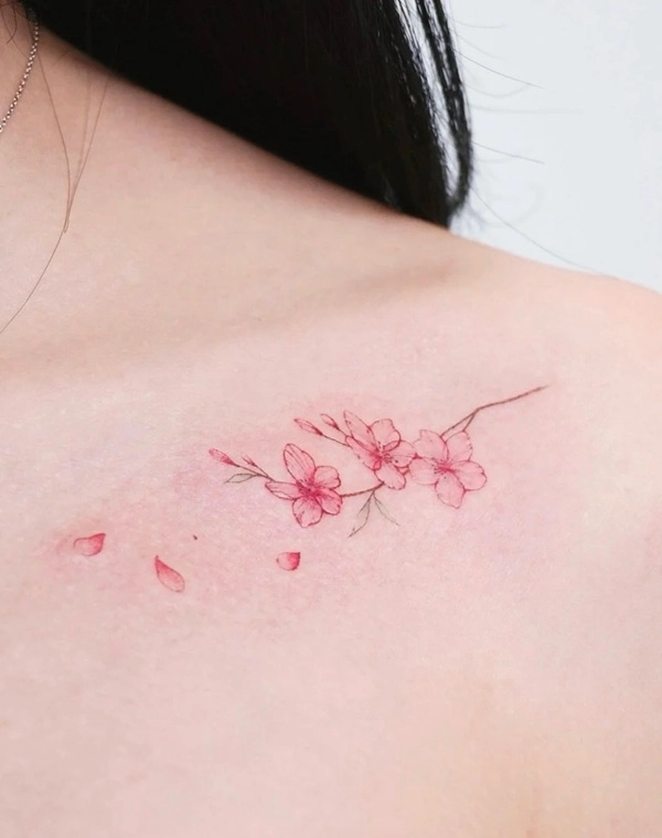 Hình xăm hoa anh đào mini dành cho nữ