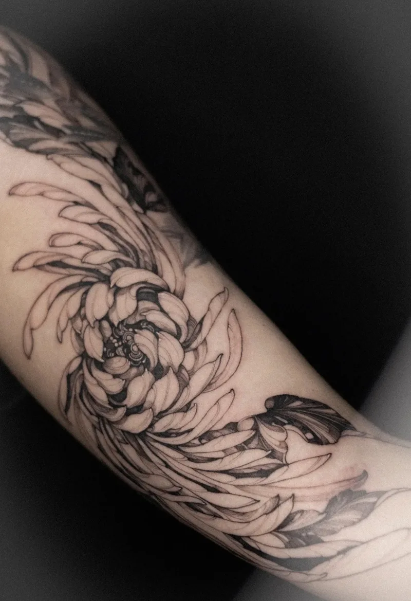 Hình xăm hoa cúc nữ dễ lên hình