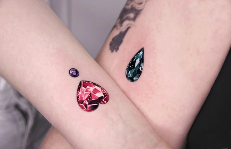 Hình xăm kim cương nữ độc đáo sáng tạo