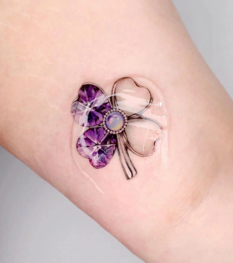 Hình xăm kim cương nữ mang ý nghĩa tự tin