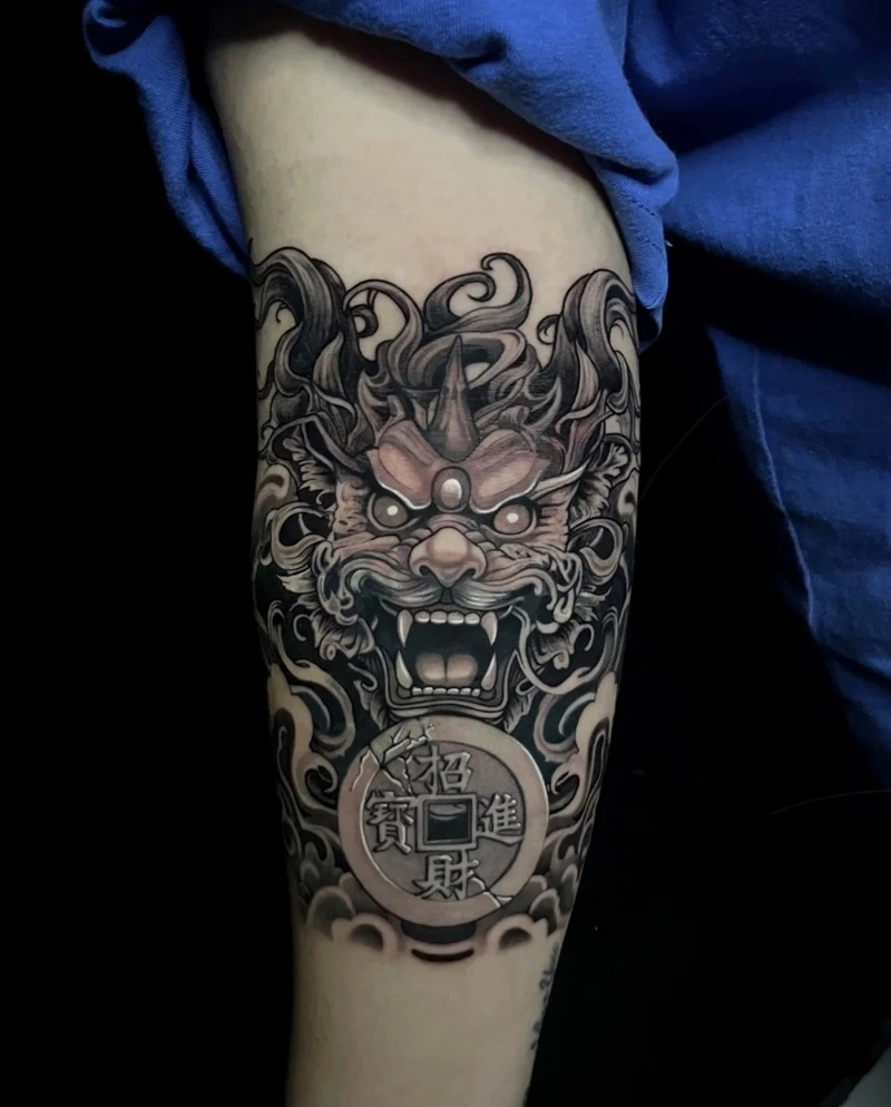 Hình xăm linh vật bảo vệ tài lộc dễ thương