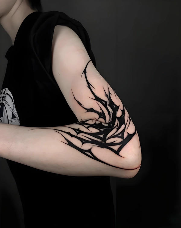 Hình xăm ma thuật nam phong cách Gothic