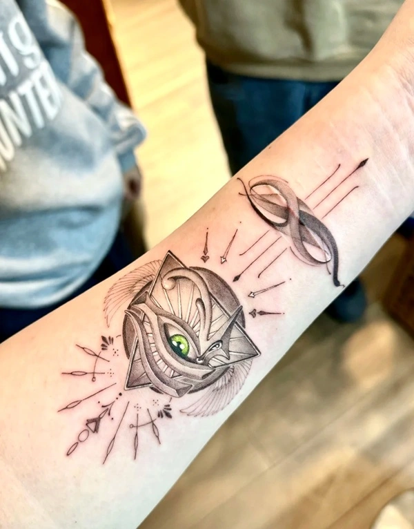 Hình xăm mắt thần nữ bản nhỏ tinh tế