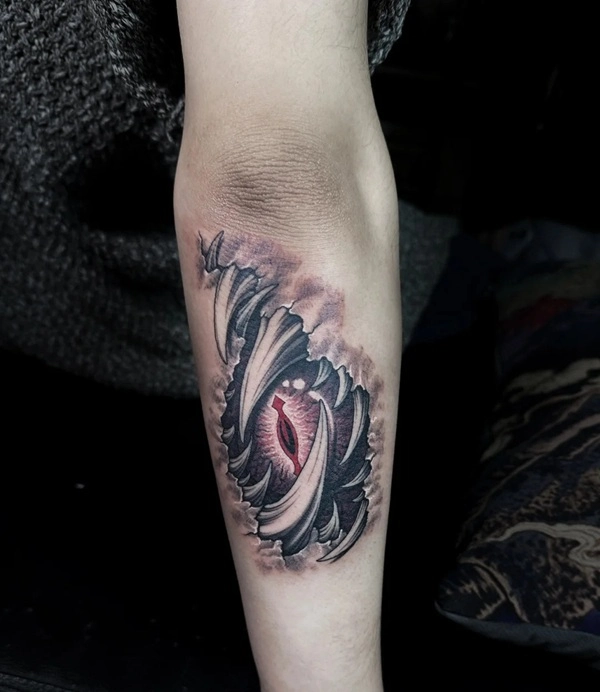 Hình xăm mắt thần nữ mới lạ cuốn hút