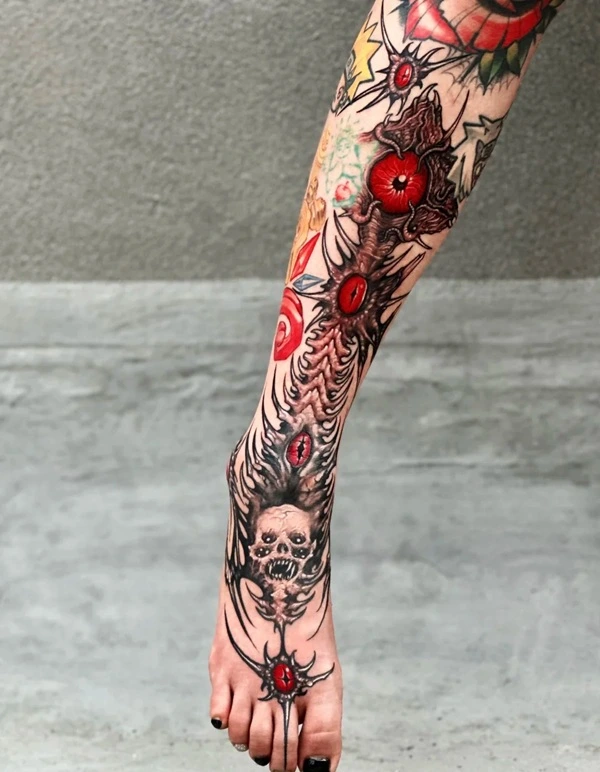 Hình xăm mắt thần nữ nhẹ nhàng thanh thoát