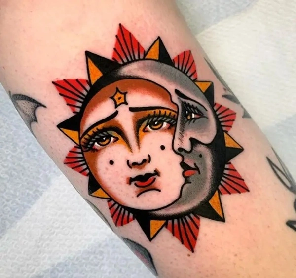 Hình xăm mặt trời phong thủy mini đẹp