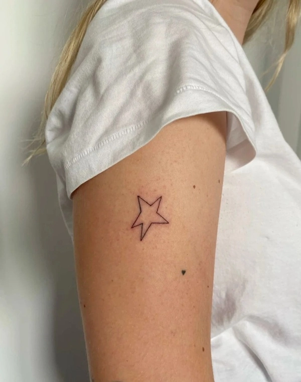 Hình xăm ngôi sao phong thủy đơn giản