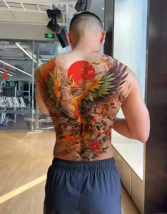 Hình xăm phượng hoàng nam mang ý nghĩa tái sinh