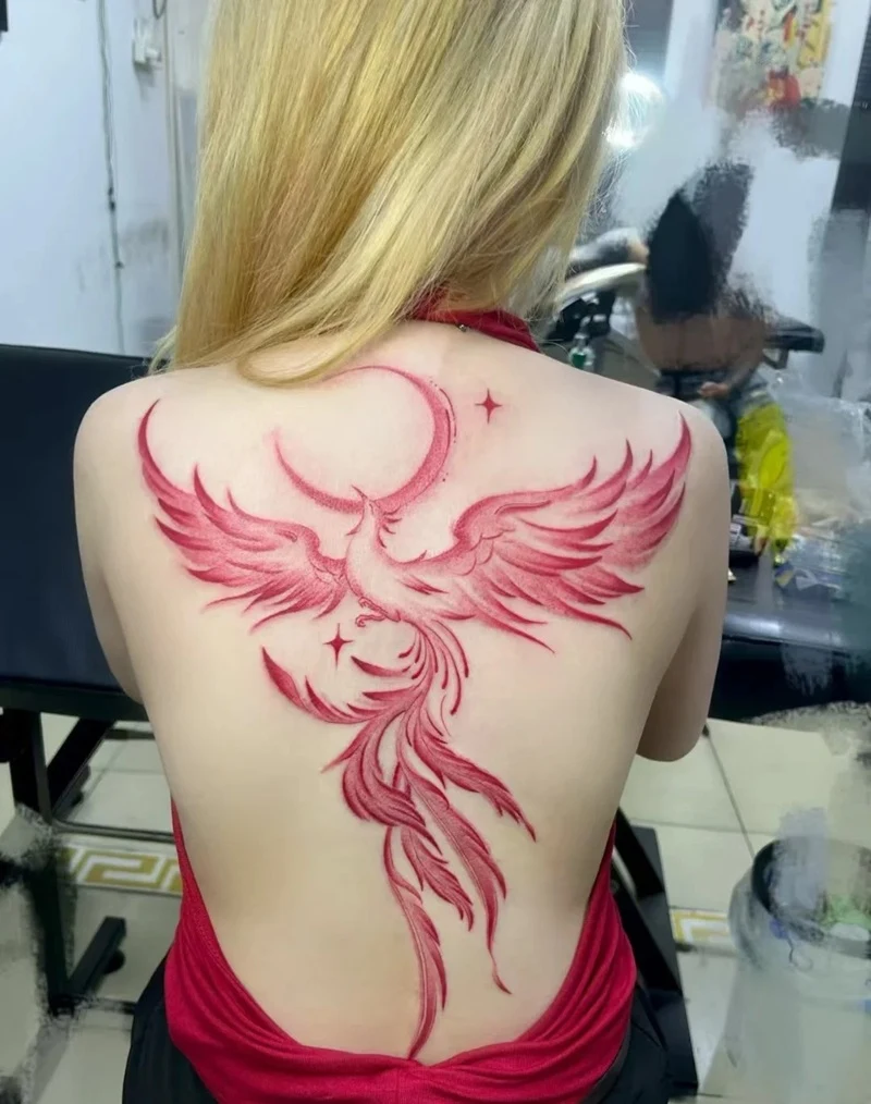 Hình xăm phượng hoàng nữ đẹp tinh tế