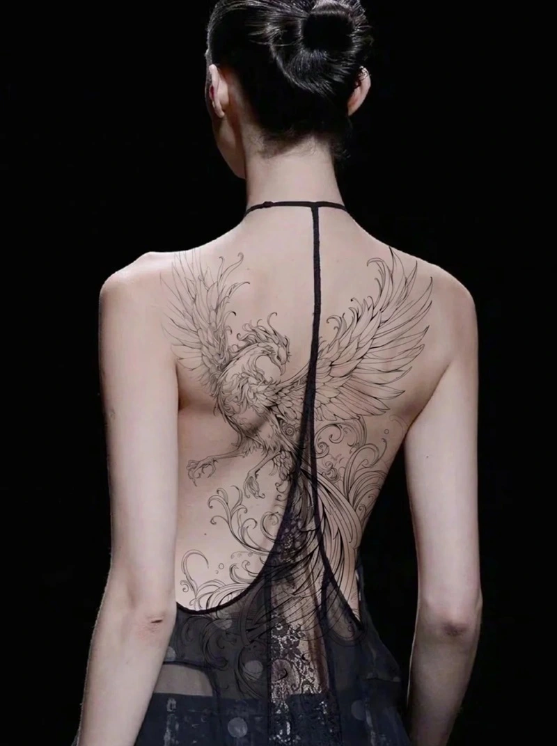 Hình xăm phượng hoàng nữ ý nghĩa bình an