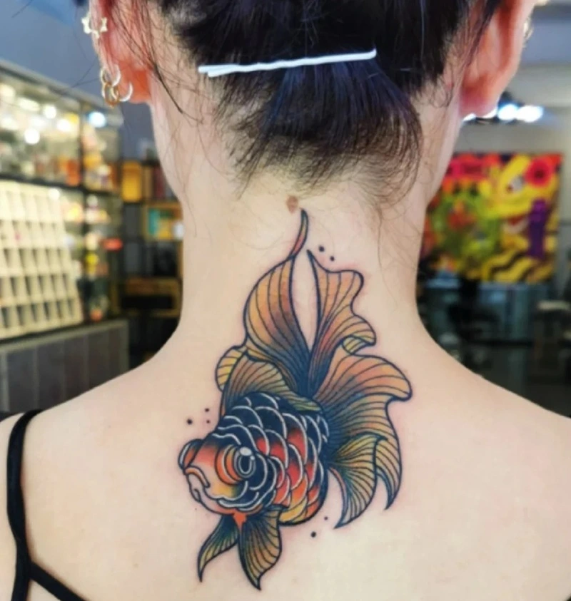 Hình xăm sau gáy phong thủy dễ kết hợp