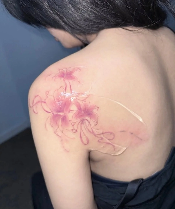 Hình xăm thiên nhiên nữ độc đáo mới lạ