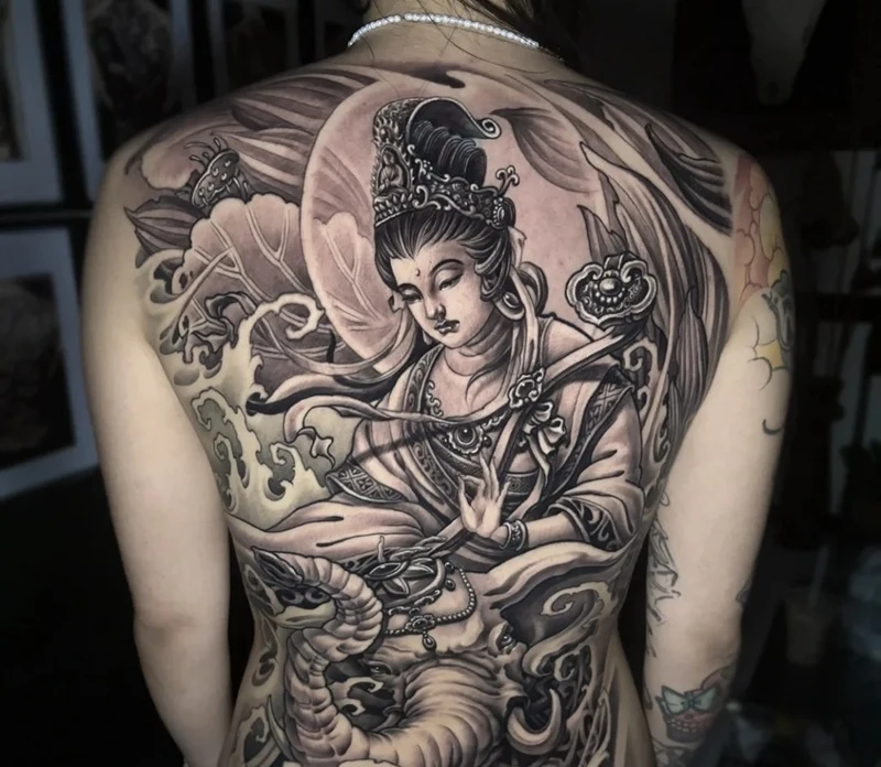 Tattoo Phật Bà Quan Âm che chở bình an