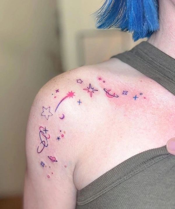 Tattoo bầu trời đêm đầy sao nữ