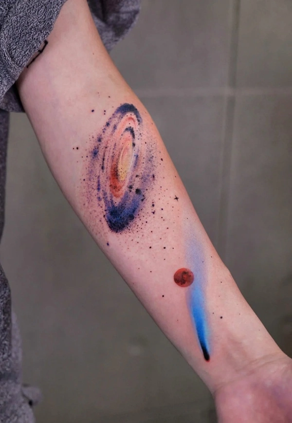 Tattoo bầu trời sao nữ mang ý nghĩa hy vọng