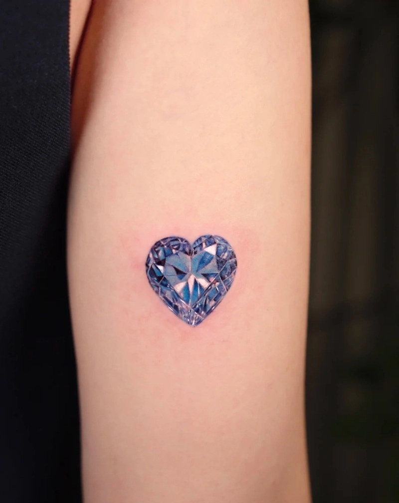 Tattoo diamond dành cho nữ cá tính