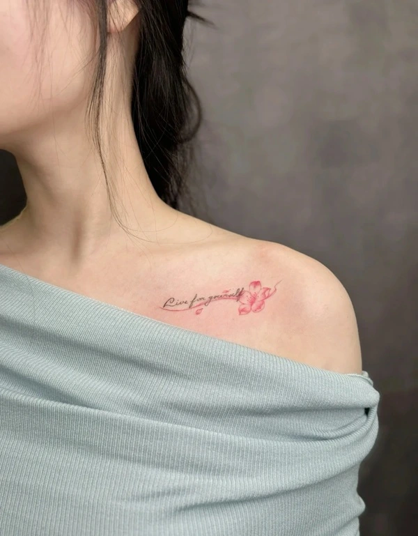 Tattoo hoa anh đào đơn giản mà đẹp cho nữ