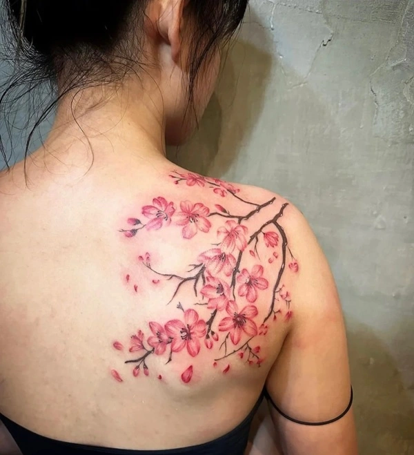 Tattoo hoa anh đào nữ phong cách hiện đại