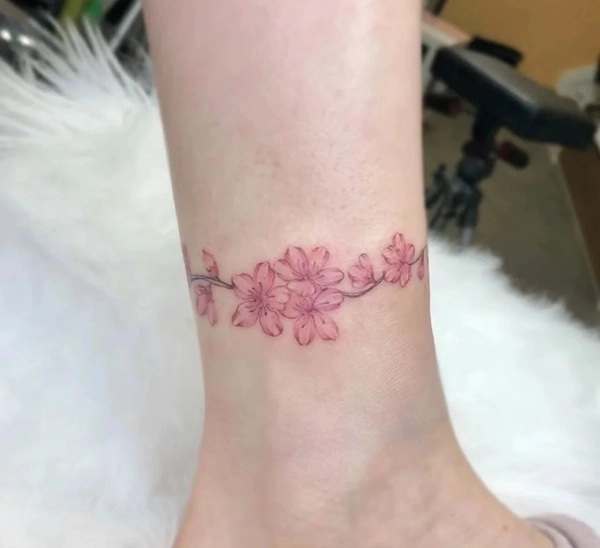 Tattoo hoa anh đào nữ phong cách nghệ sĩ