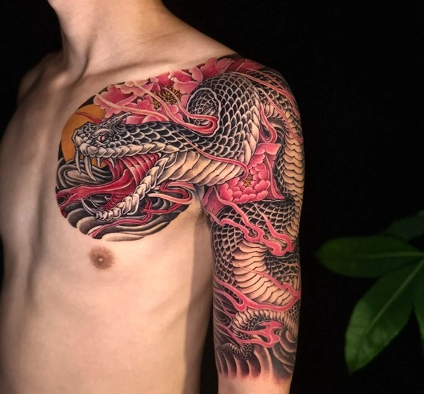 Tattoo hoa lá kết hợp linh vật vintage