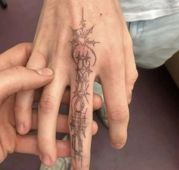 Tattoo ký hiệu nam đơn giản hài hòa