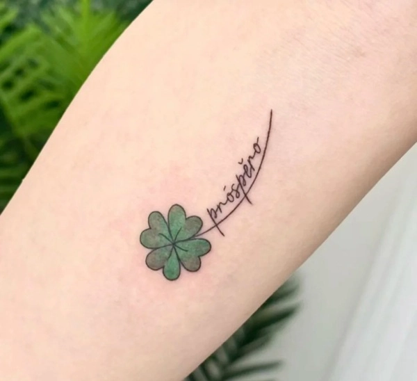 Tattoo lucky symbol tinh tế