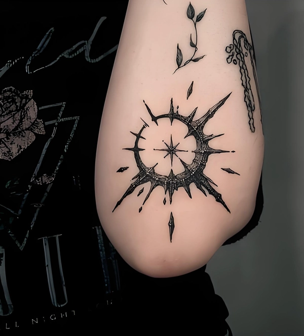 Tattoo ma thuật nam nhẹ nhàng nhưng bí hiểm