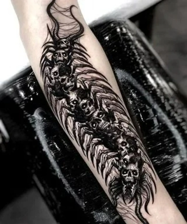 Tattoo ma thuật nam phong cách hiện đại