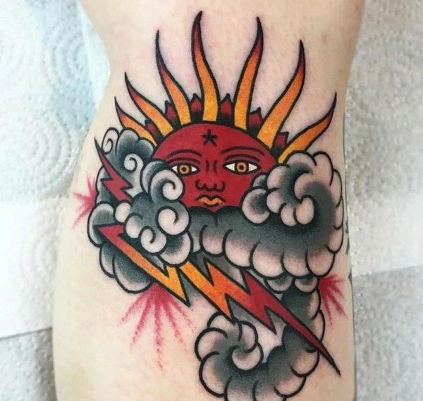 Tattoo mặt trời phong thủy màu đen mạnh mẽ