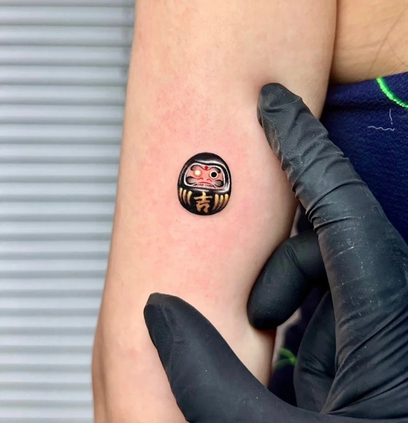 Tattoo mini phong thủy mang may mắn