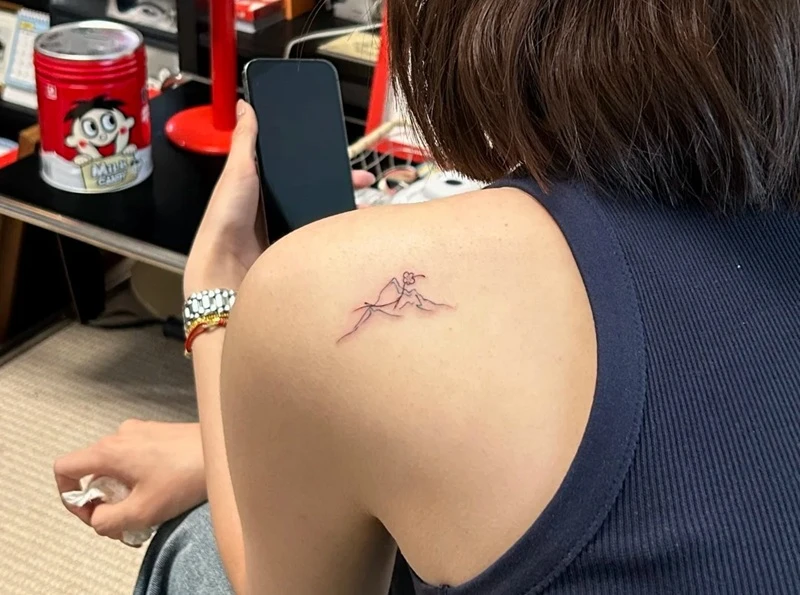 Tattoo mini phong thủy siêu nhỏ