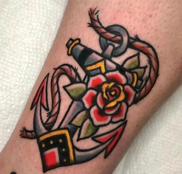 Tattoo mỏ neo nam nhẹ nhàng hài hòa