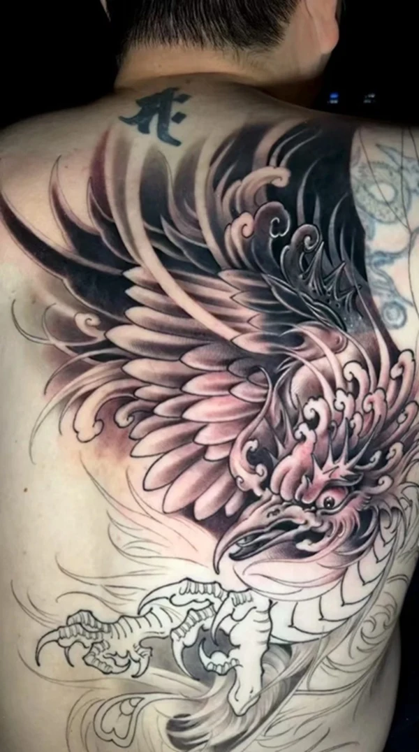 Tattoo phượng hoàng nam nghệ thuật tinh xảo