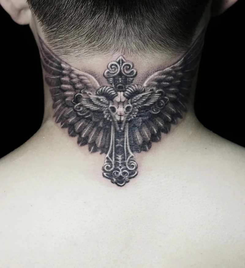 Tattoo sau gáy phong thủy mang may mắn