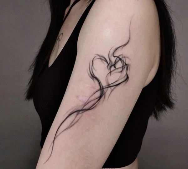 Tattoo trái tim nữ đẹp nhẹ nhàng
