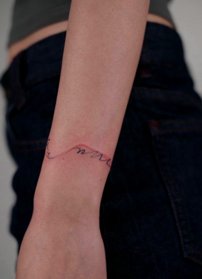 các hình xăm vòng tay nhỏ nữ
