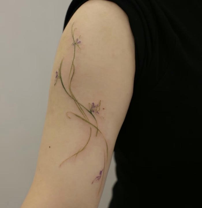 hình ảnh xăm cây cỏ nữ