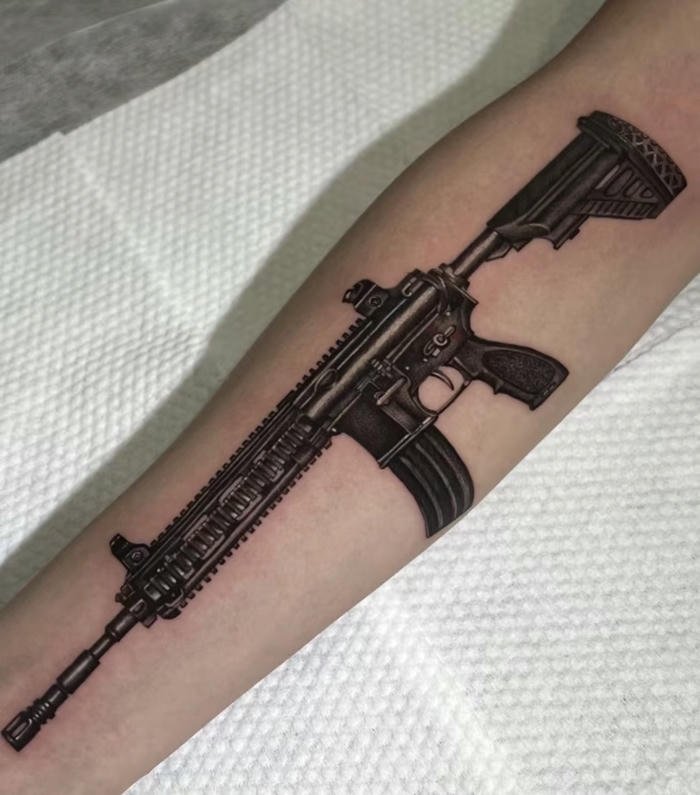 hình xăm chiến binh nam thể hiện dũng cảm