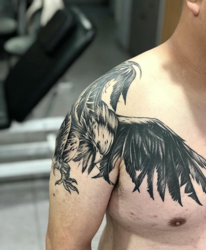 hình xăm đại bàng nam tạo điểm nhấn hình xăm đại bàng nam tạo điểm nhấn