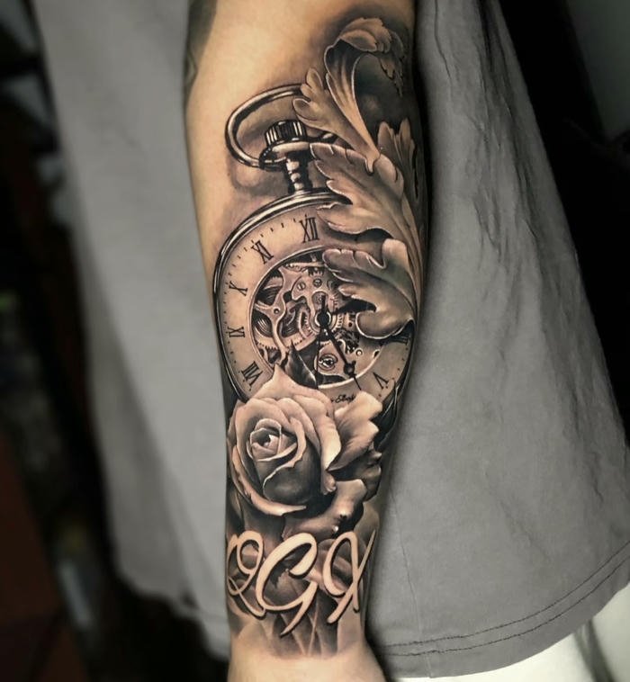 hình xăm đồng hồ nam đậm phong cách cá nhân