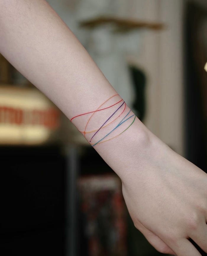 hình xăm vòng tay đẹp cho nữ