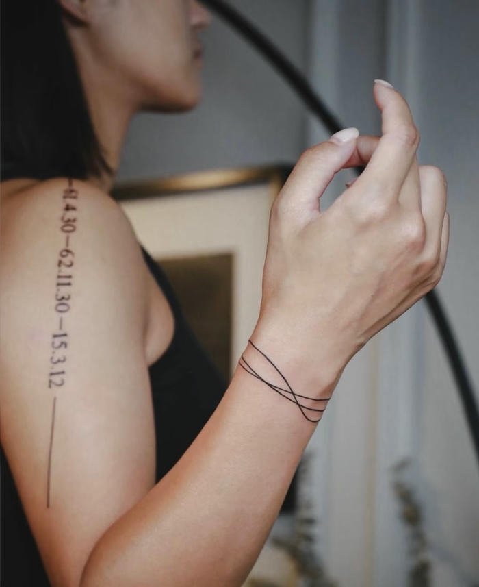 hình xăm vòng tay mini nữ