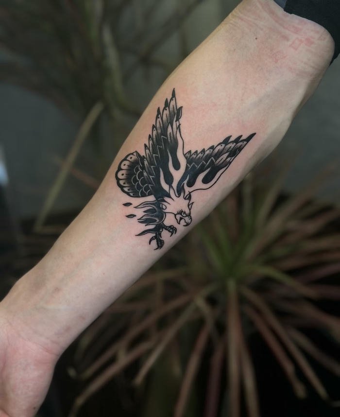 mẫu tattoo đại bàng nam tinh tế và độc đáo mẫu tattoo đại bàng nam tinh tế và độc đáo