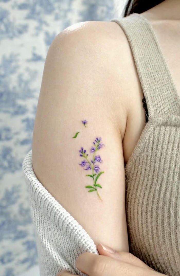 tattoo cây cỏ ở tay