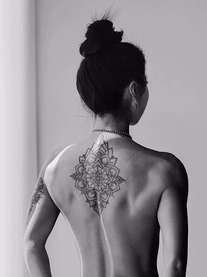 tattoo mandala độc đáo