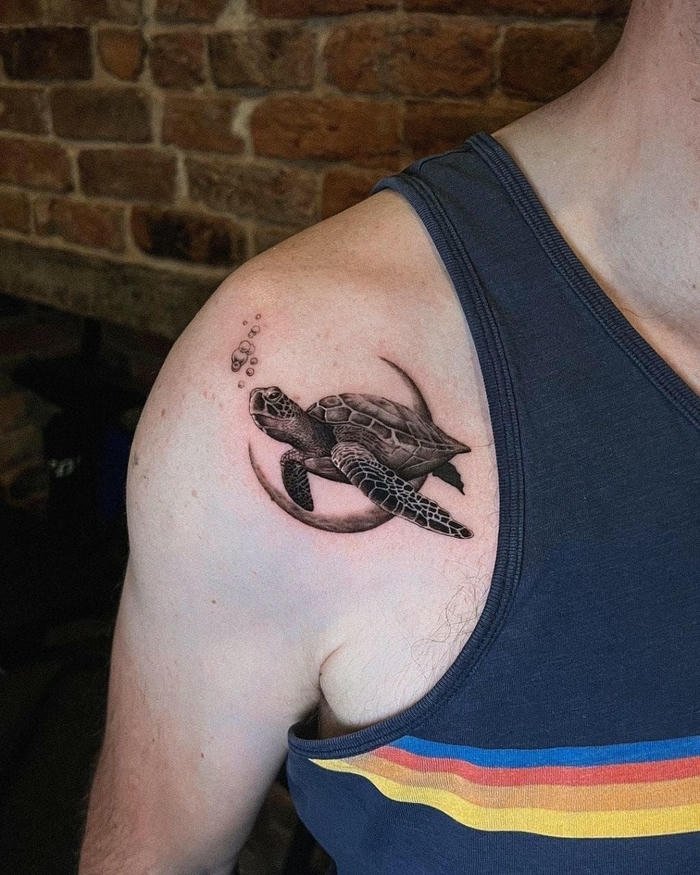 tattoo rùa mạnh mẽ thể hiện cá tính nam