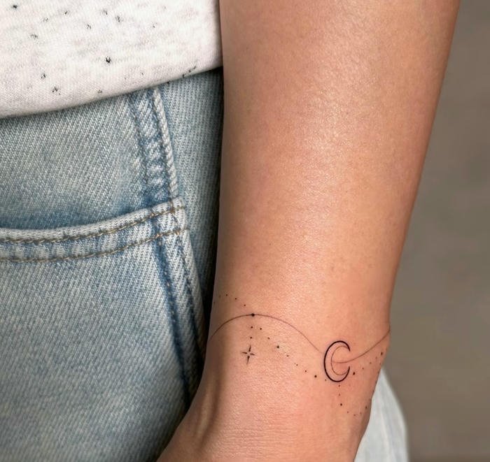 tattoo vòng tay tinh xảo nữ