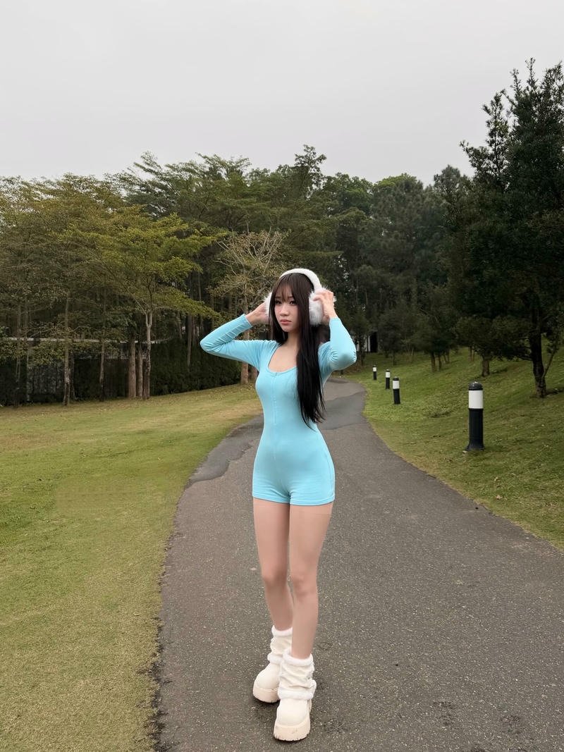 sex hoàng lan anh 24