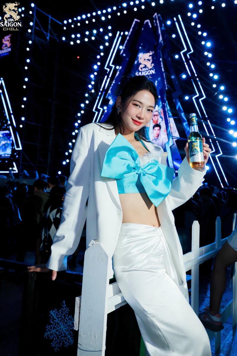 ảnh sex lê bống 11